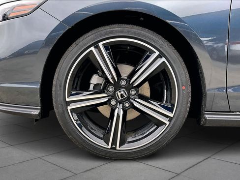 New 2026 Honda Accord SE image 12