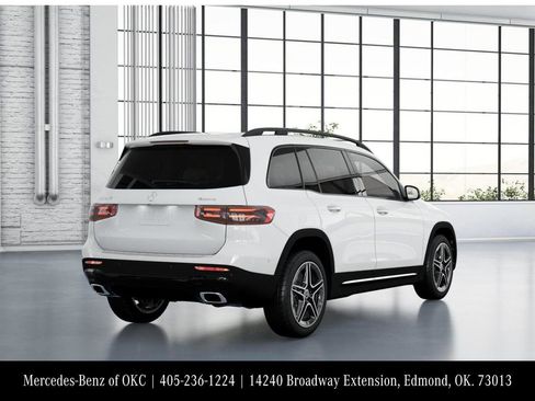 Used 2026 Mercedes-Benz GLB 250 4MATIC image 22