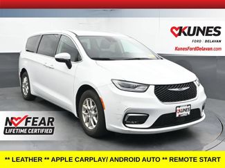 Used 2023 Chrysler Pacifica Touring-L FWD video 1