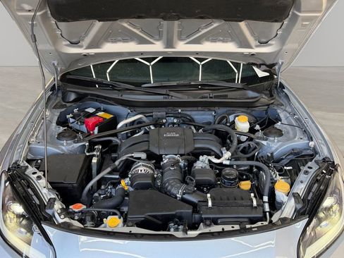 Used 2025 Toyota GR86 Premium w/ Performance Package RWD image 30