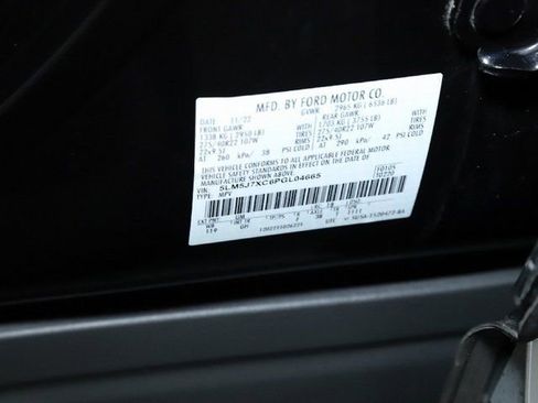 Certified 2023 Lincoln Aviator Reserve w/ Equipment Group 201A image 23