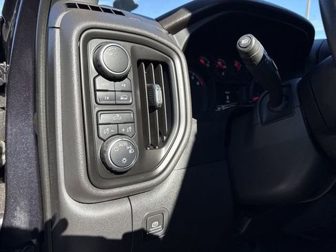 Used 2023 Chevrolet Silverado 1500 Custom image 28