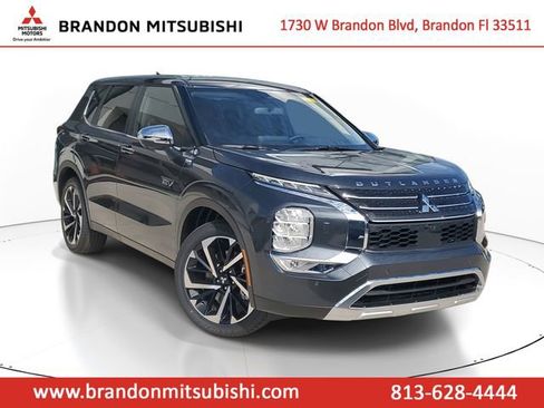 New 2025 Mitsubishi Outlander SE AWD/4WD image 1
