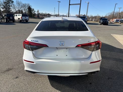 Used 2022 Honda Civic Sport image 7