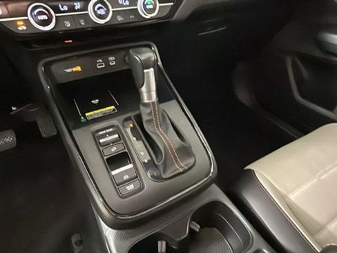 Used 2024 Honda CR-V Sport Touring image 22