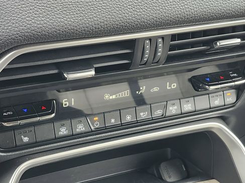 Used 2024 MAZDA CX-90 Plug-In Hybrid w/ Preferred image 31