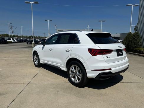 Certified 2025 Audi Q3 2.0T Premium w/ Convenience Package image 5