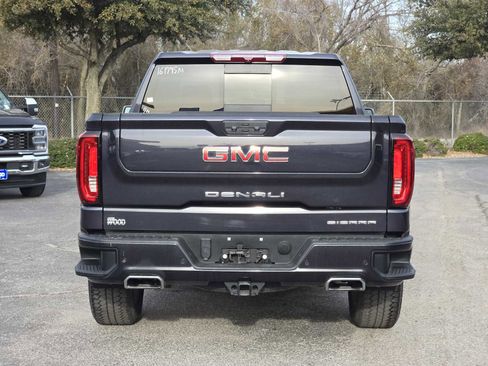 Certified 2022 GMC Sierra 1500 Denali image 6