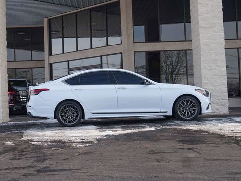 Used 2018 Genesis G80 3.3T Sport image 2