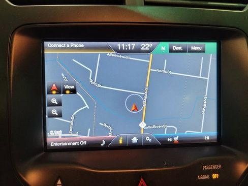 Used 2014 Ford Explorer XLT w/ Equipment Group 202A image 6