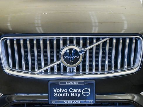 Certified 2023 Volvo XC90 B6 Plus w/ Protection Package Premier AWD/4WD image 8