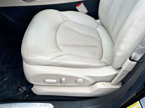Used 2019 Buick Envision Essence AWD/4WD image 19