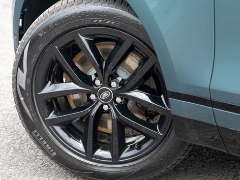 New 2026 Land Rover Range Rover Velar Dynamic SE image 9