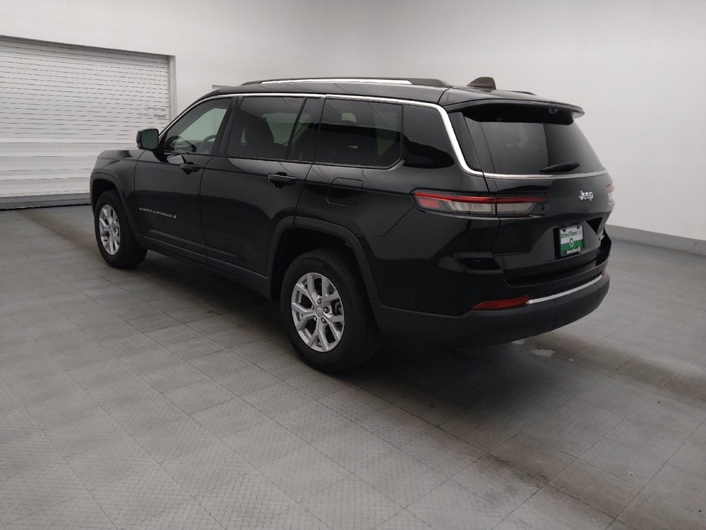 Used 2023 Jeep Grand Cherokee L Limited w/ Luxury Tech Group II RWD image 3