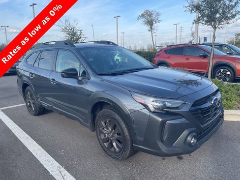 Certified 2025 Subaru Outback Onyx Edition w/ Popular Package #2 image 3