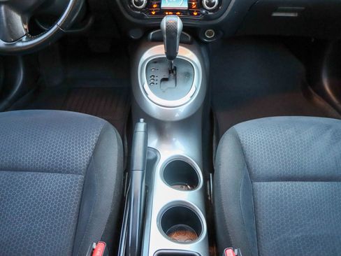 Used 2012 Nissan Juke SV image 25