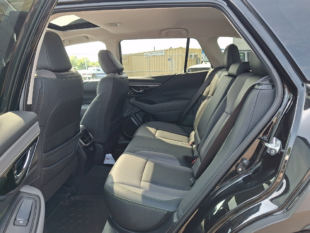 Used 2024 Subaru Outback Onyx Edition AWD/4WD image 10