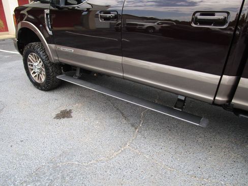 Used 2019 Ford F250 King Ranch w/ King Ranch Ultimate Package AWD/4WD image 19
