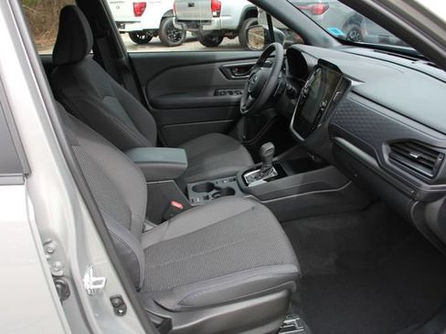 Used 2025 Subaru Forester Premium AWD/4WD image 38