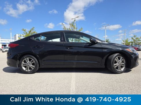 Used 2018 Hyundai Elantra SEL FWD image 15