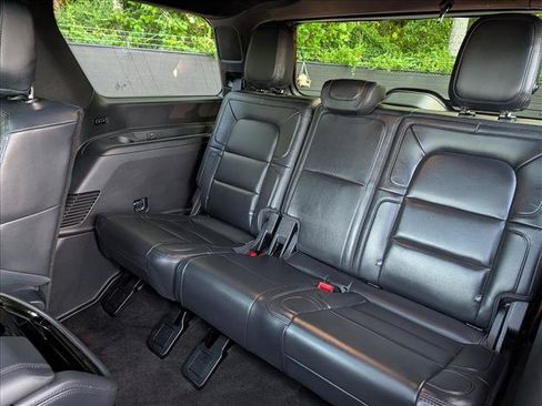 Used 2024 Lincoln Navigator Reserve AWD/4WD image 30