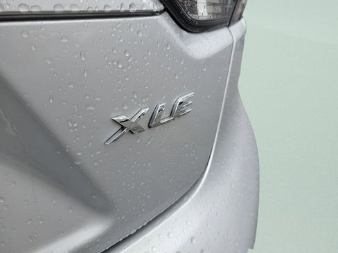 Used 2022 Toyota Corolla XLE image 7