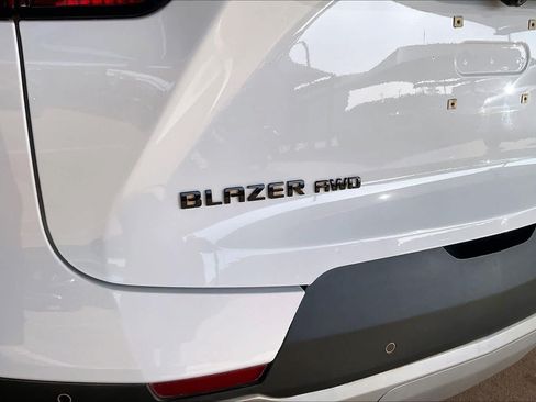 Used 2021 Chevrolet Blazer LT AWD/4WD image 11