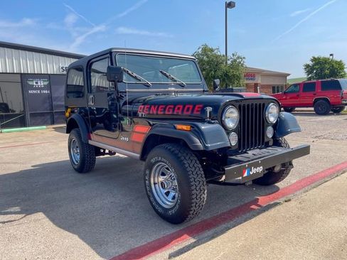 Used 1984 Jeep CJ 7 image 7