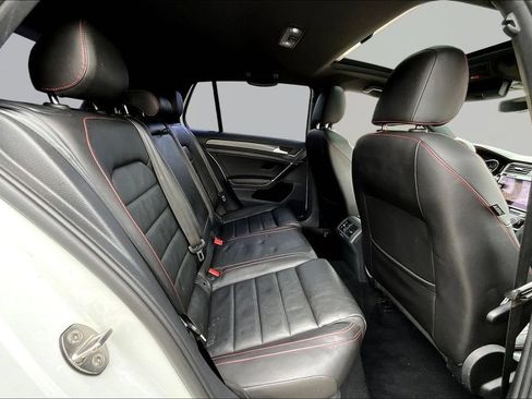 Used 2021 Volkswagen GTI SE FWD image 22