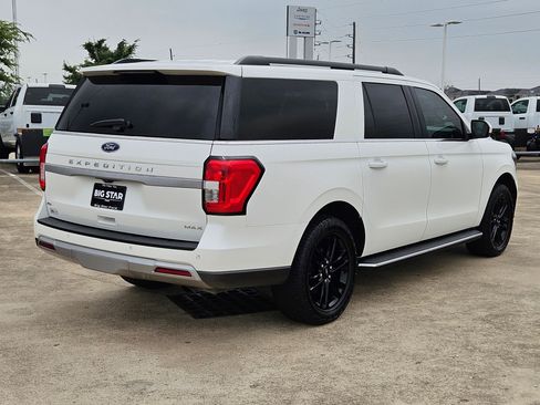 Used 2022 Ford Expedition Max XLT AWD/4WD image 3
