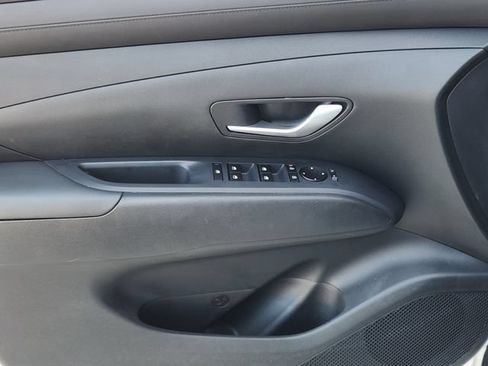 Certified 2025 Hyundai Tucson SEL AWD/4WD image 17