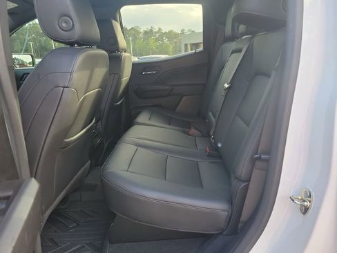 Used 2023 GMC Canyon Elevation w/ Elevation Premium Package AWD/4WD image 16