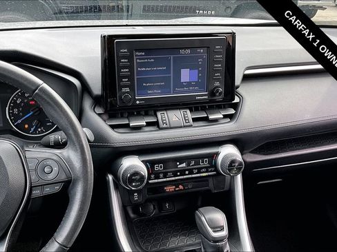 Used 2021 Toyota RAV4 XLE Premium AWD/4WD image 9