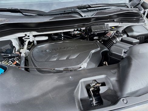 Used 2025 Honda Passport TrailSport image 30