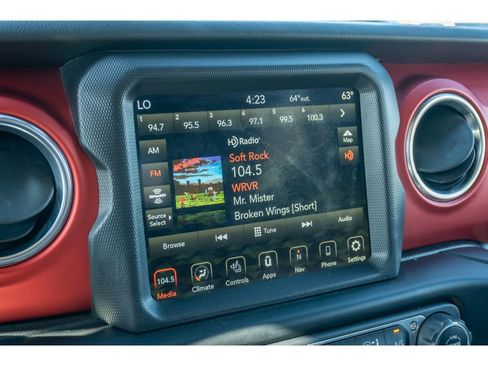 Used 2020 Jeep Gladiator Rubicon image 24