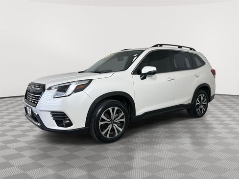 Certified 2023 Subaru Forester Limited image 3