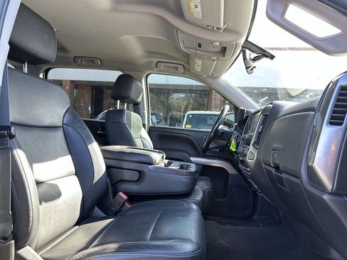 Used 2018 Chevrolet Silverado 1500 LT w/ All Star Edition image 24