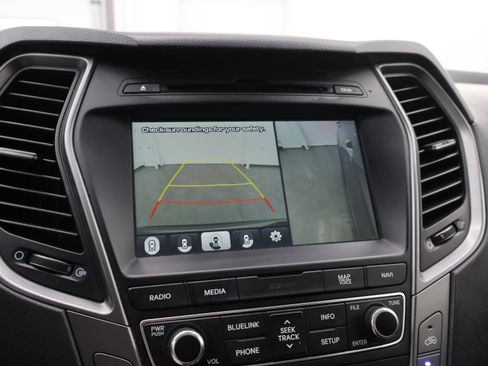 Used 2017 Hyundai Santa Fe Sport AWD/4WD image 19