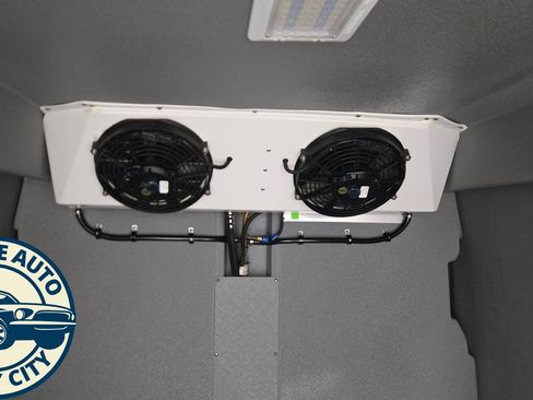 Used 2016 Ford Transit Connect XL image 30