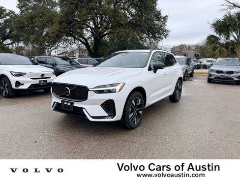New 2026 Volvo XC60 B5 Core AWD/4WD image 1