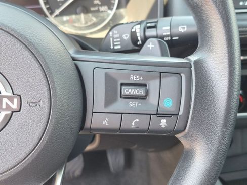 Certified 2024 Nissan Rogue SV AWD/4WD image 17