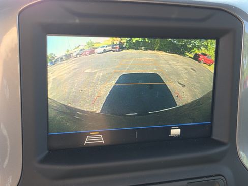 Used 2022 Chevrolet Silverado 1500 Custom RWD image 26