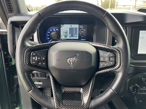Used 2022 Ford Bronco Outer Banks image 10