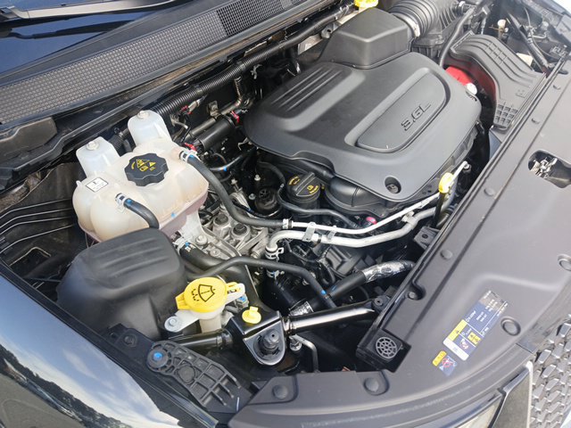Used 2025 Chrysler Pacifica Select FWD image 51