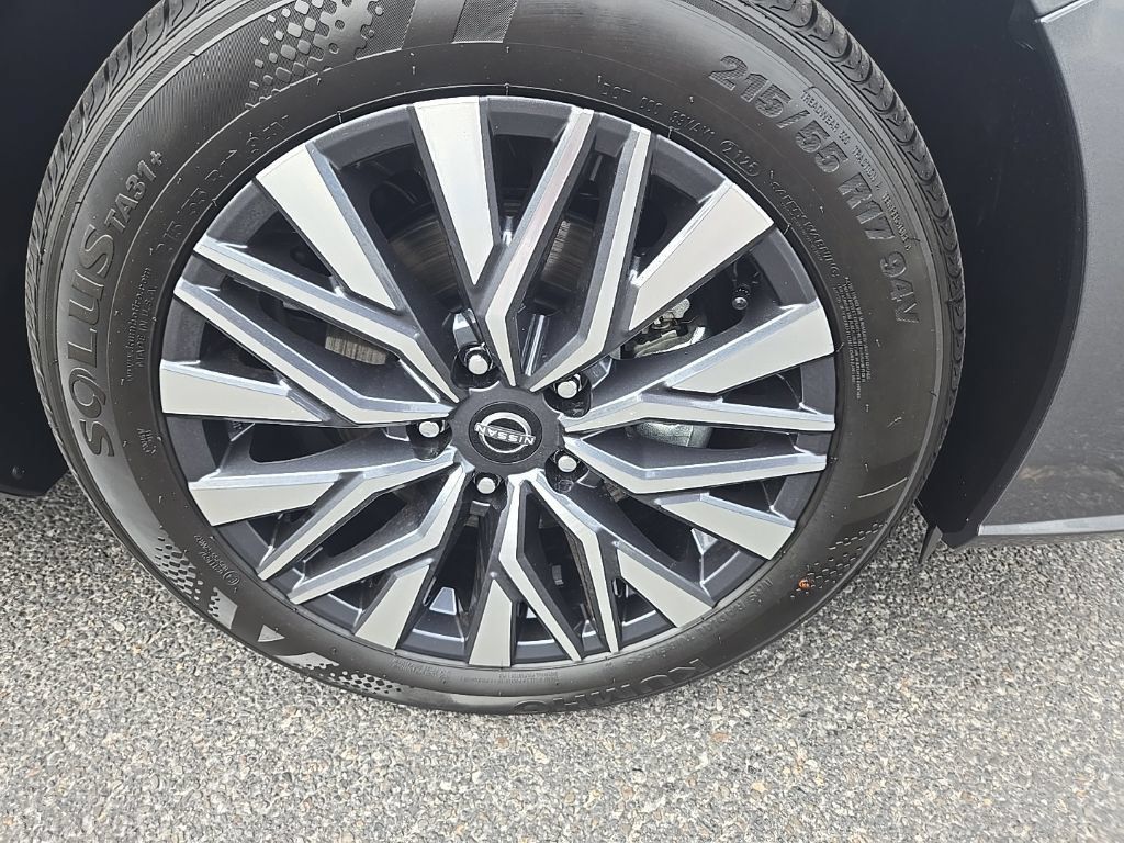 New 2026 Nissan Altima 2.5 SV AWD/4WD image 34