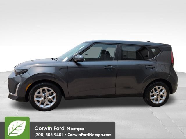 Used 2024 Kia Soul LX w/ Option Group 015 FWD image 6