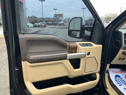 Used 2019 Ford F150 Lariat w/ Equipment Group 502A Luxury image 12