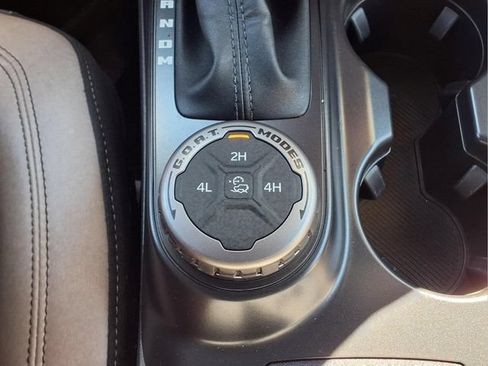 Used 2024 Ford Bronco Big Bend AWD/4WD image 25