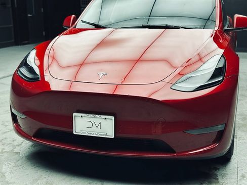Used 2023 Tesla Model Y Long Range AWD/4WD image 14