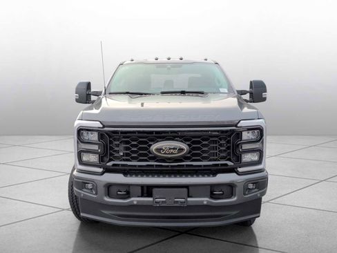 New 2026 Ford F250 Lariat w/ Black Appearance Package image 3